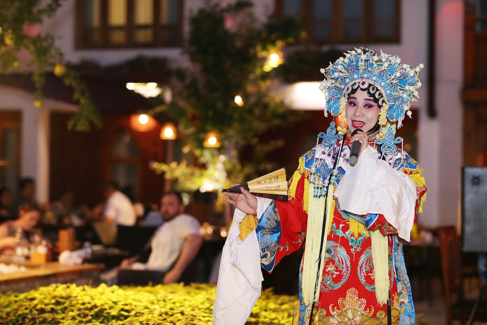 The Jingshan Garden Hotel 36/66