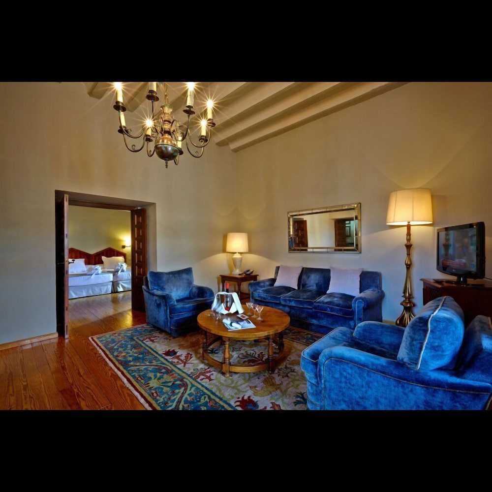 Parador De Zamora 22/50