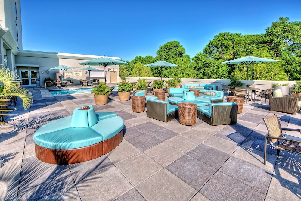 Hilton Garden Inn Charleston / Mt Pleasant 7/58