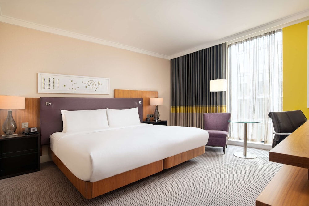 Hilton London Wembley 8/62