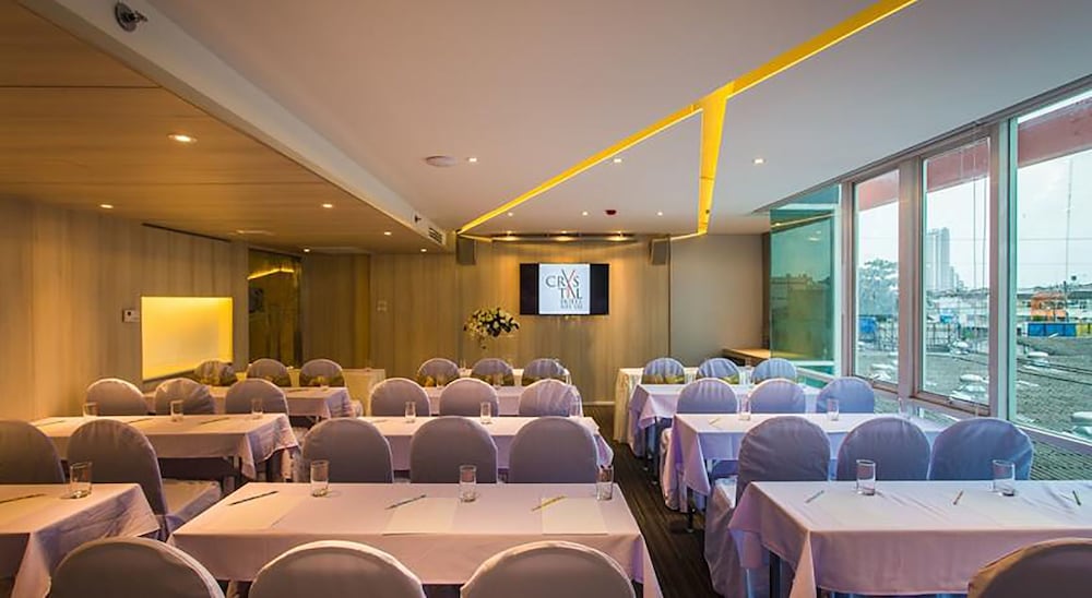 Crystal Hotel Hat Yai 45/54