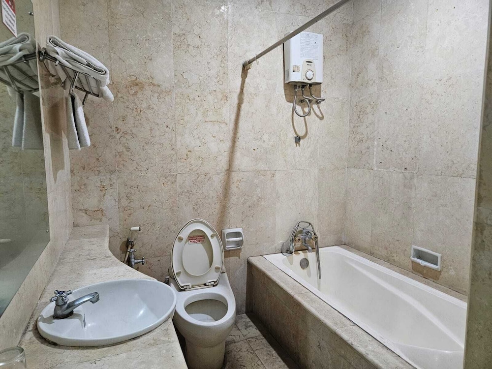 Pondok Serrata Convention, Boutique &amp; Tourist Hotel 43/44