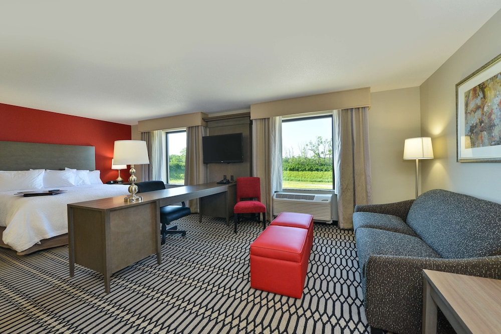 Hampton Inn Middletown OH 34/48