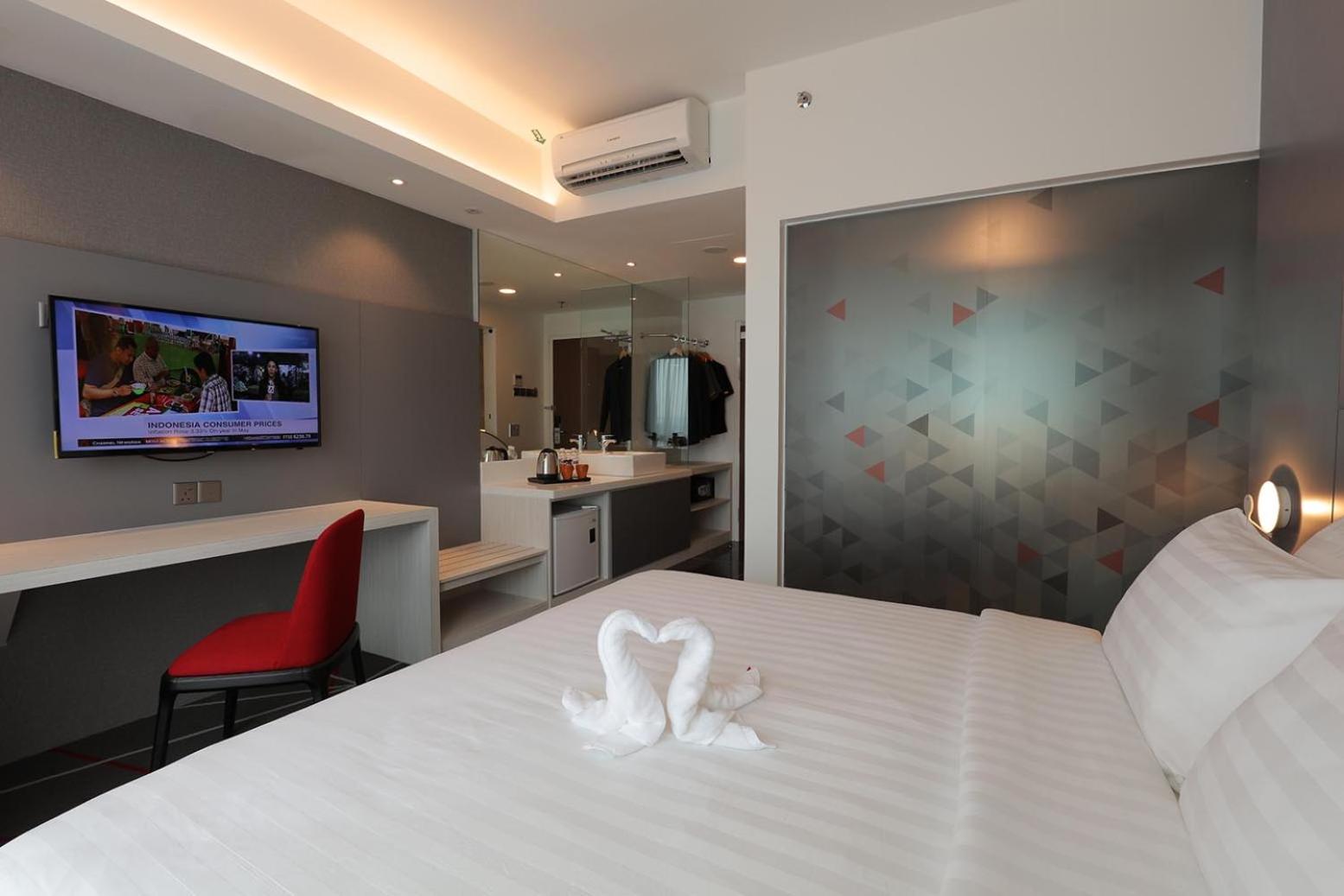 Gold, Suite، Amerin Hotel Johor Bahru 6/8