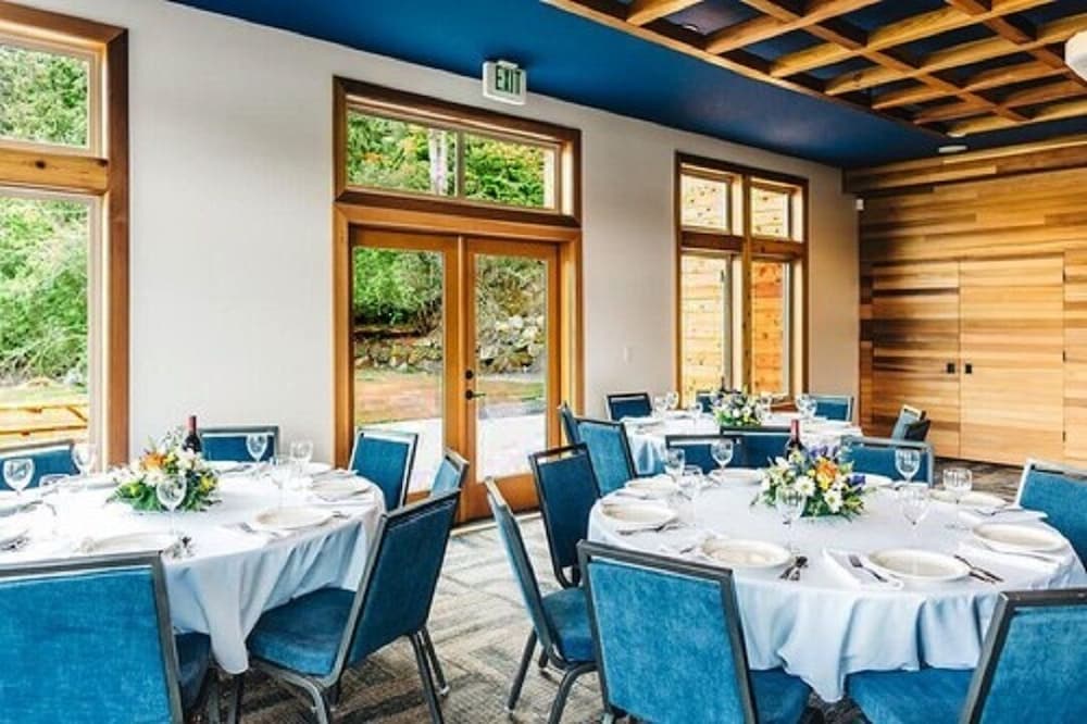 Snug Harbor Resort 20/32