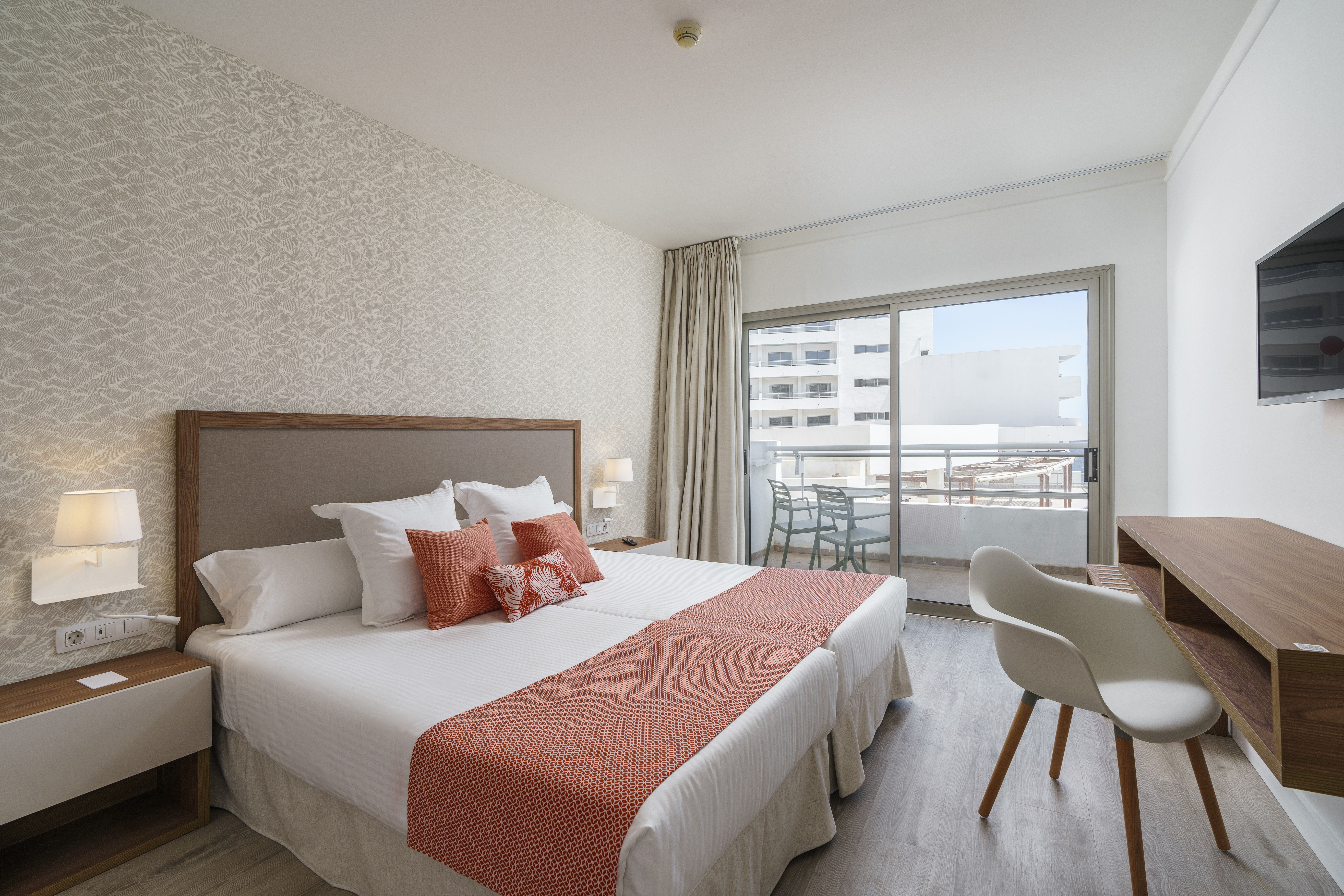1 Bedroom, Family, Ocean Front
