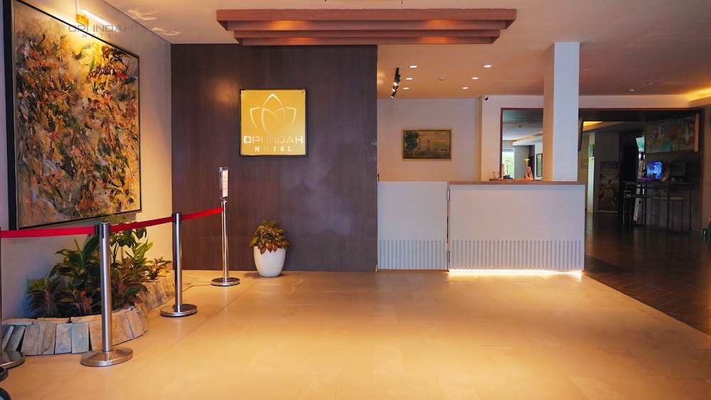 Opi Indah Hotel 6/52