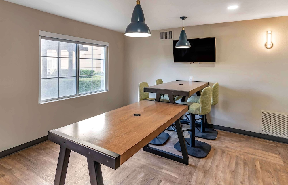 Extended Stay America Premier Suites San Jose Airport 28/43