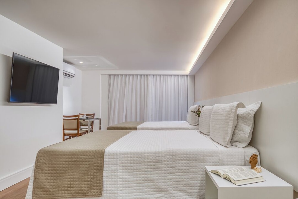 Family, Flat, 2 Queen Beds, with View
