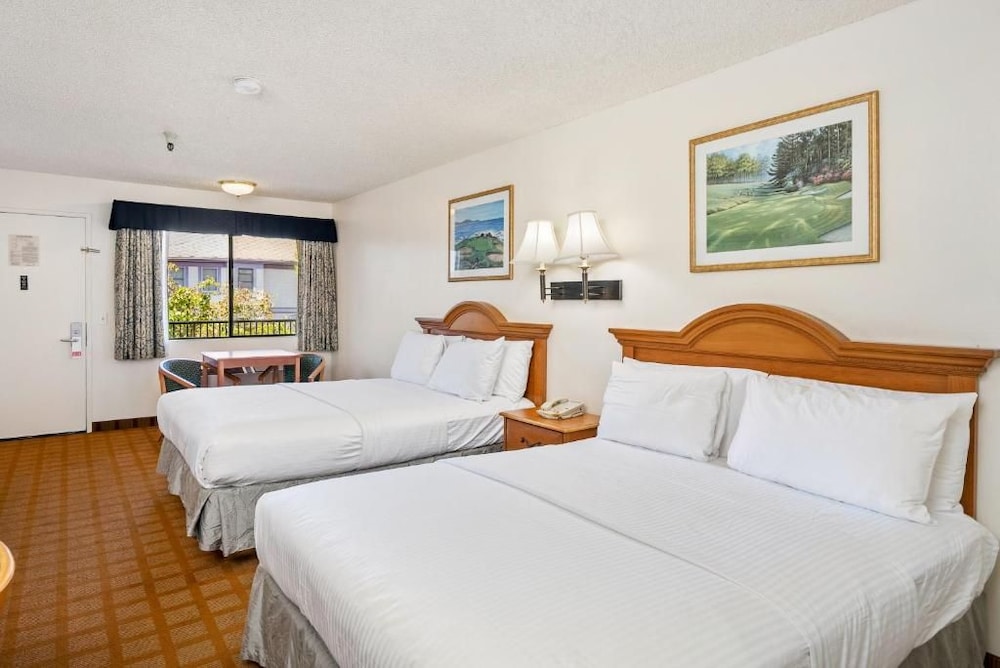 Downtown SLO Inn 18/60
