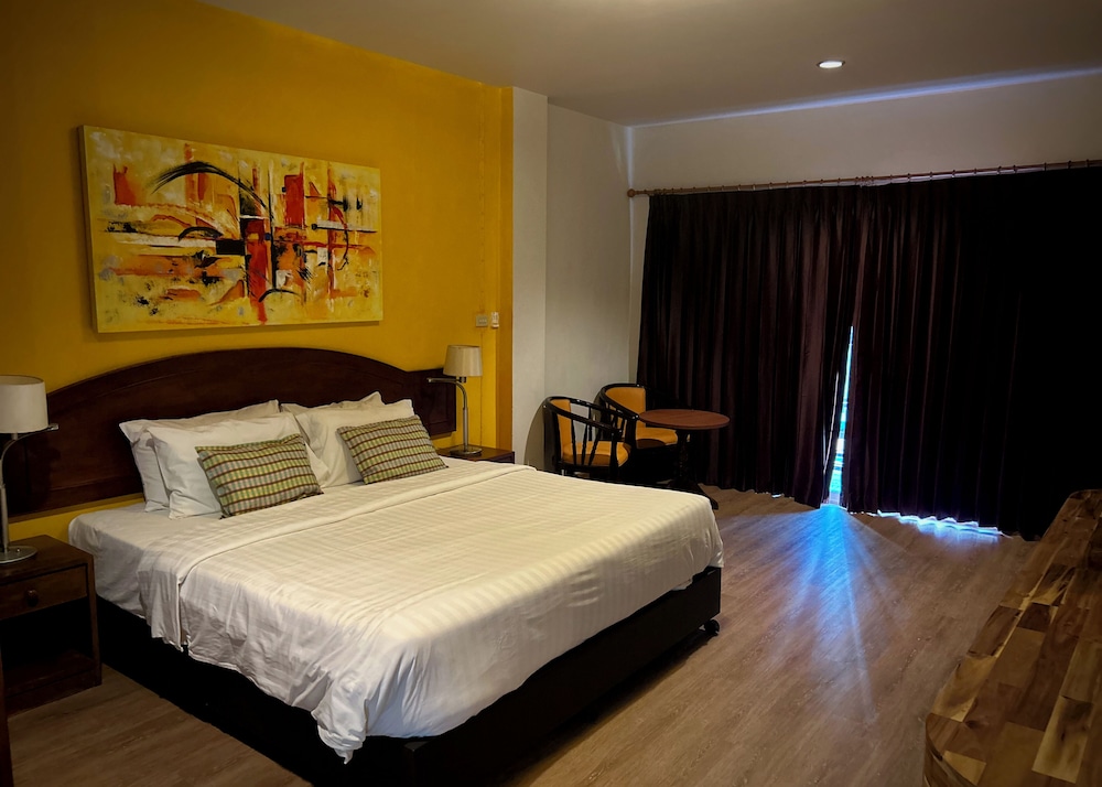 Sugar and Spice Inn 13/48