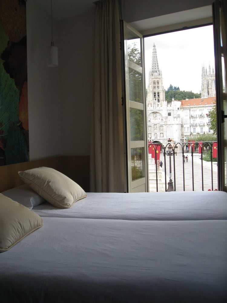 Hotel Via Gotica 11/44