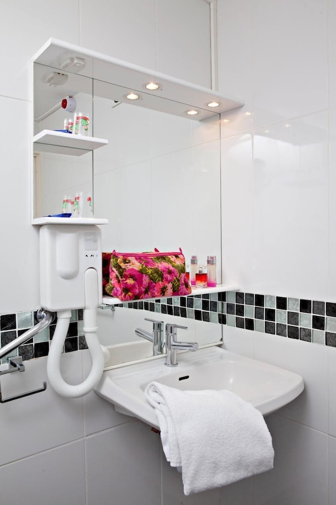 Fasthotel Toulouse Blagnac Aeroport 30/37