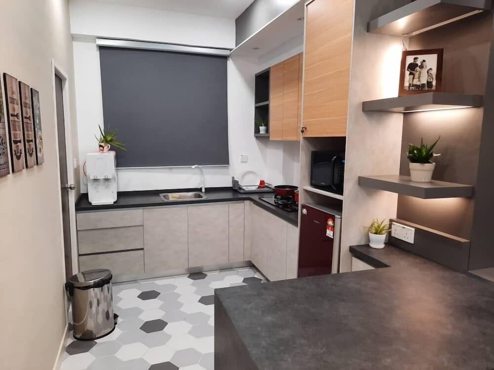Kuah Town Service Suite Apartment 10/41