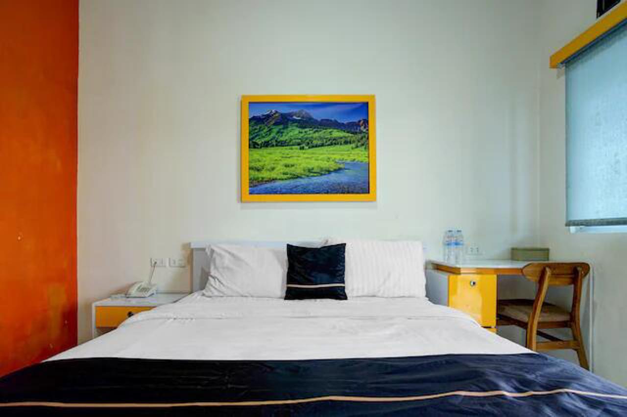 Room at Hotel O near Mall Boemi Kedaton formerly Hotel Lima Residence, BANDAR LAMPUNG