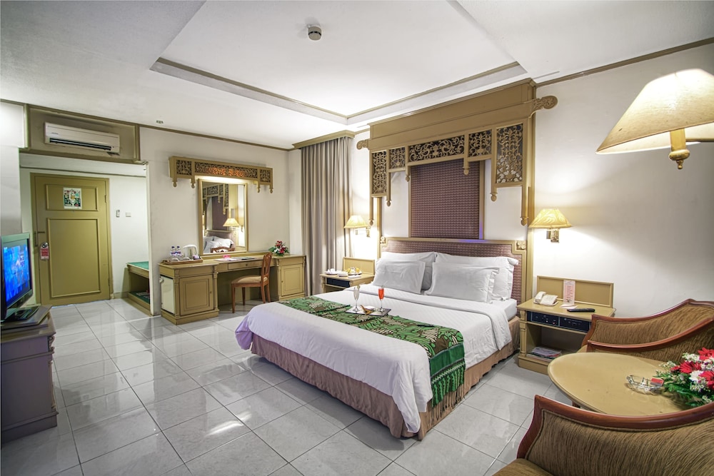 Kusuma Sahid Prince Hotel Solo 13/37