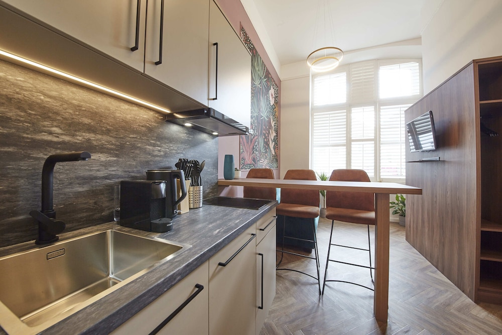 Nove Boutique Apartments 36/50