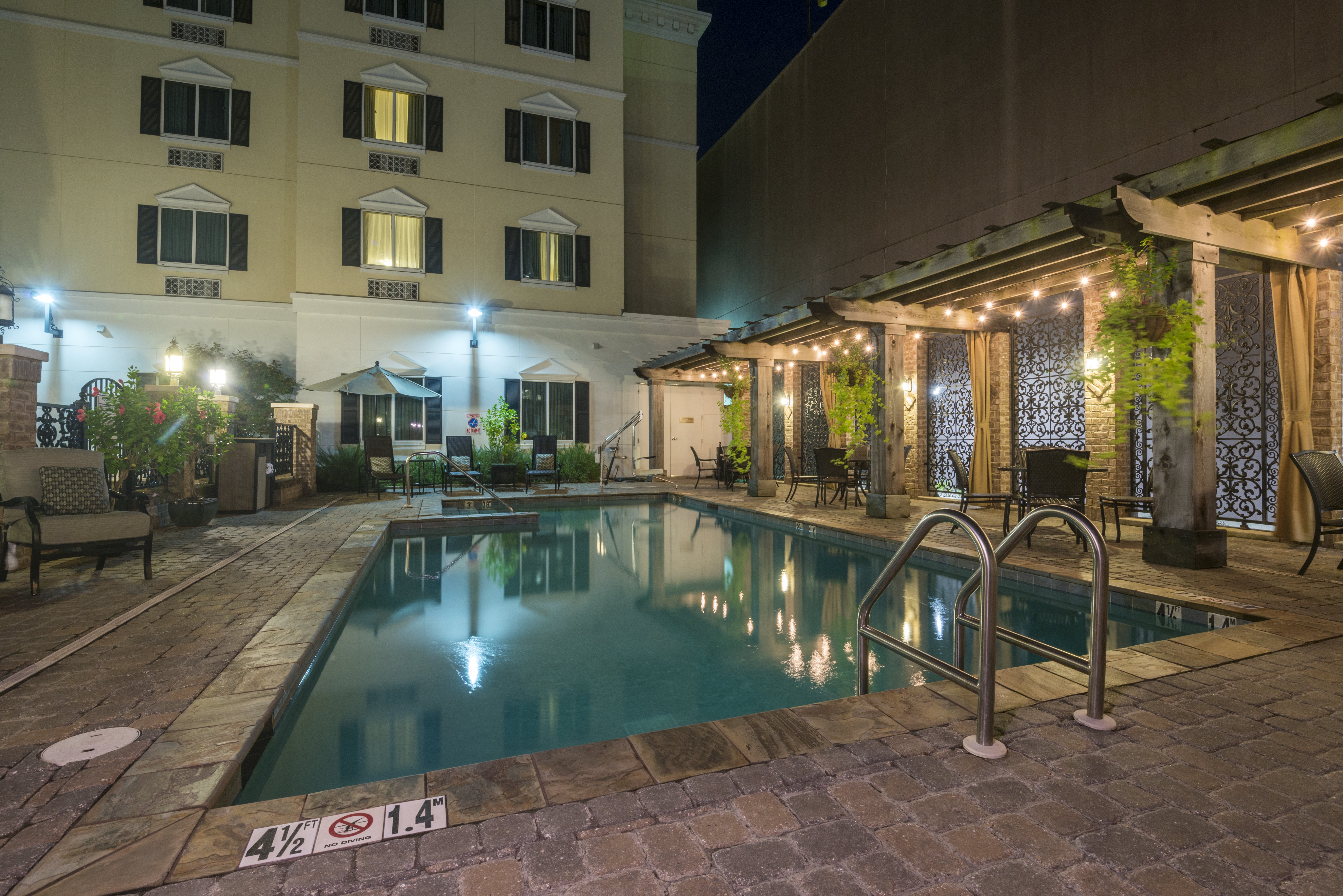 Candlewood Suites Mobile-Downtown 40/41