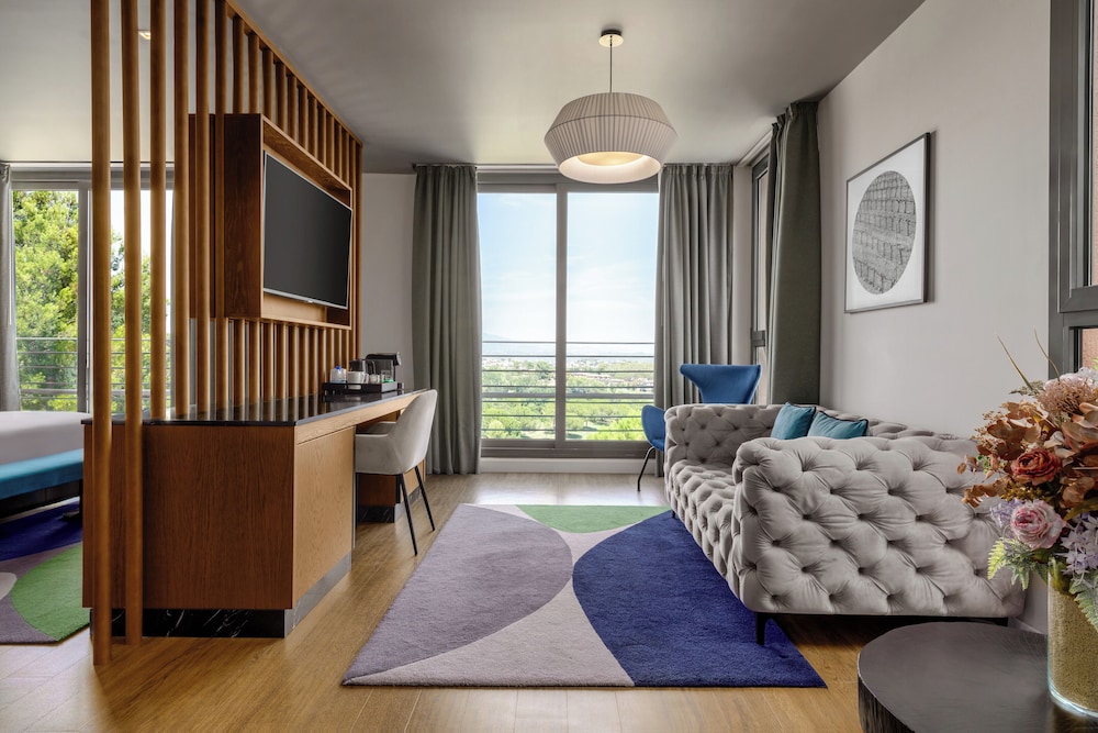 Dolce By Wyndham Barcelona Resort 49/67