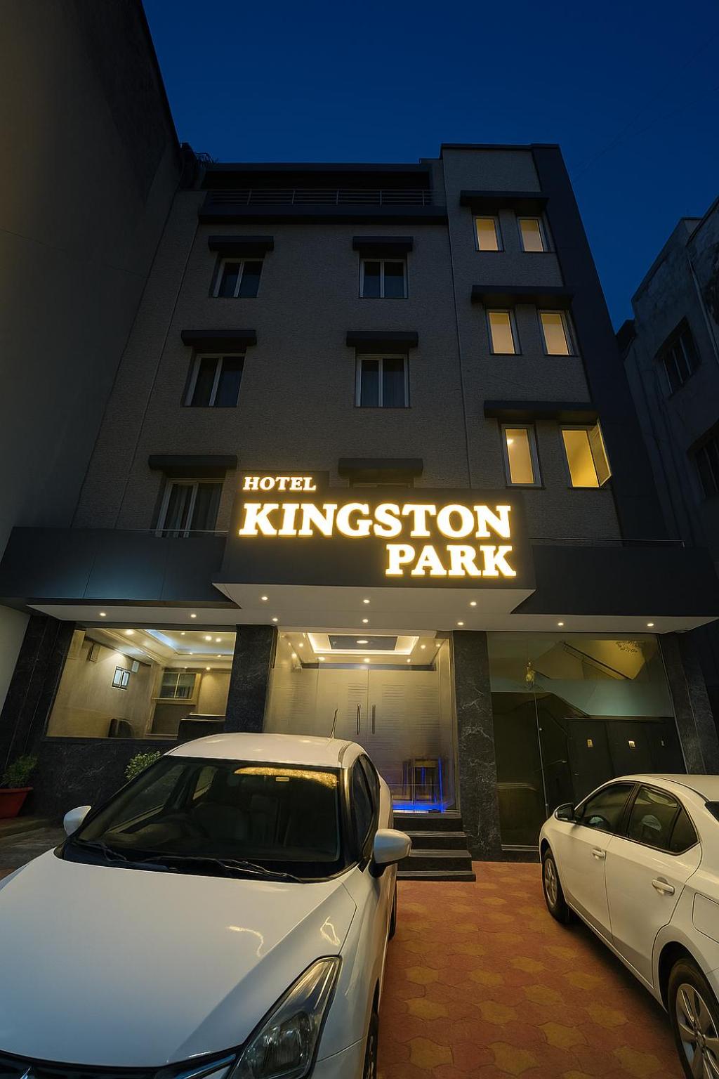 HOTEL KINGSTON PARK 2/55