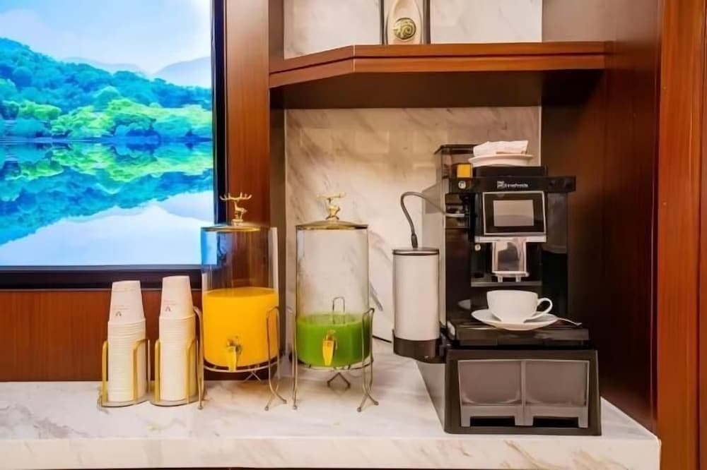 Vienna Hotel (Shenzhen Meilin) 27/36