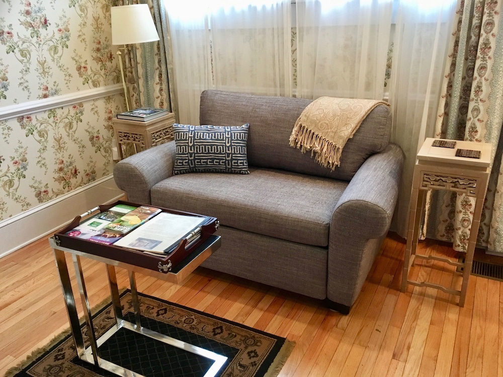 Abbington Green Bed &amp; Breakfast Inn 30/49