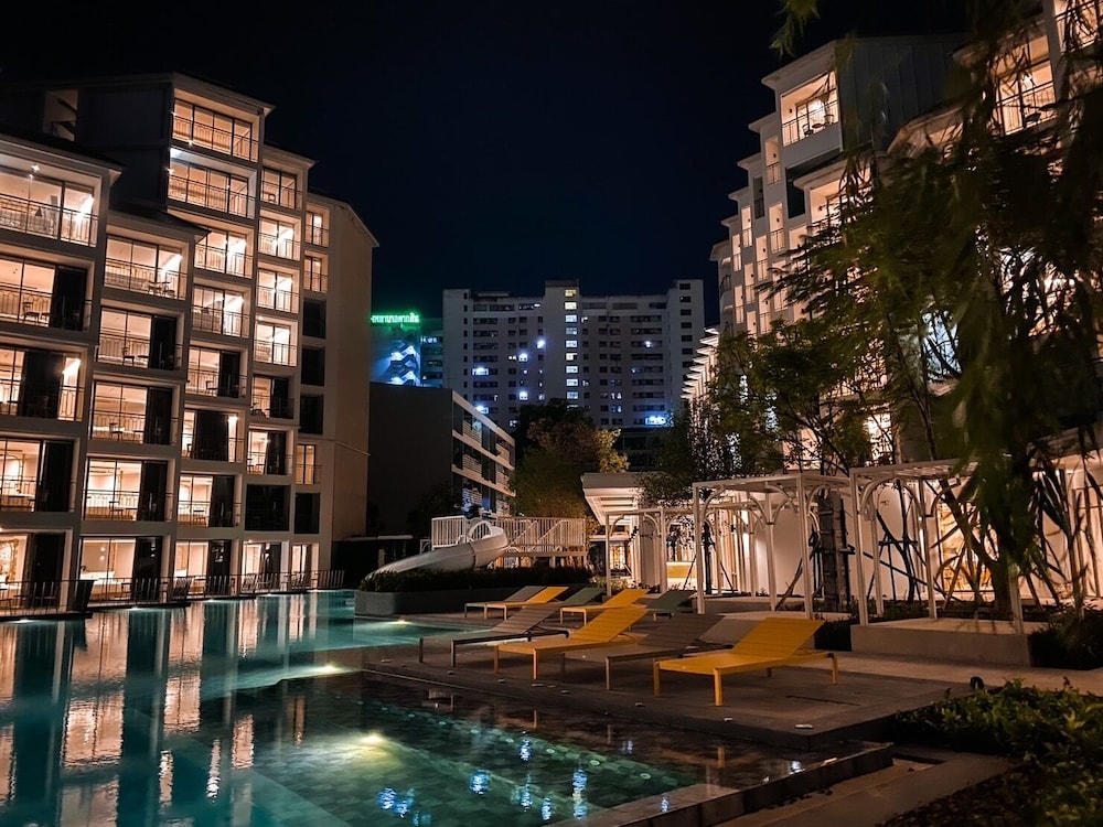 The Quarter Chaophraya by UHG 8/67
