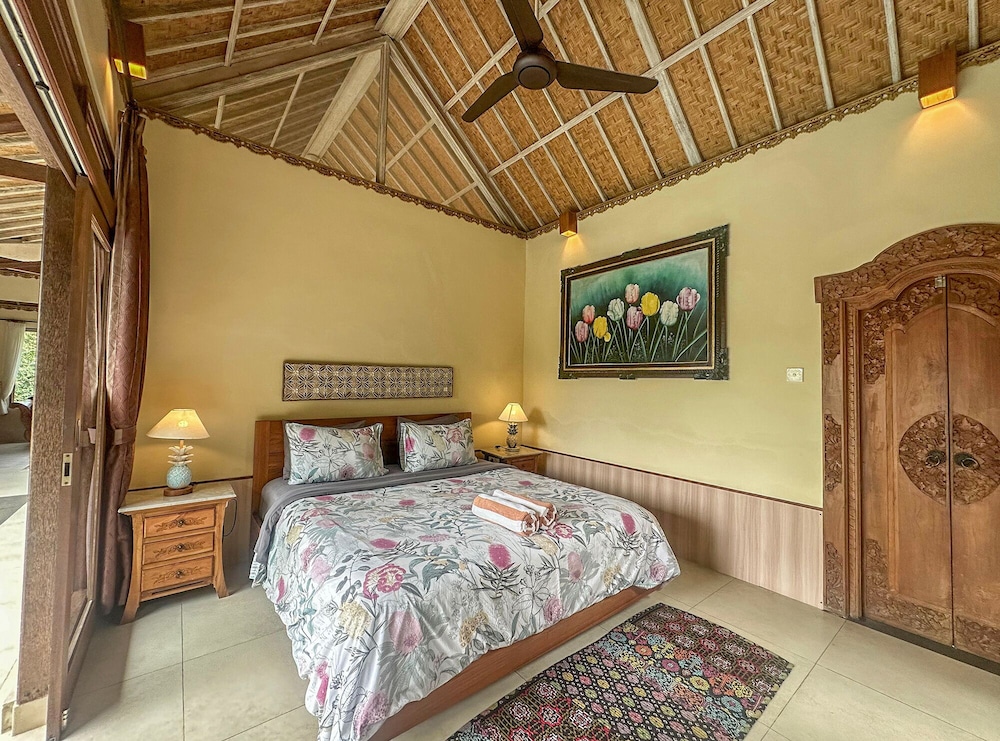 Devi's Place 17/50