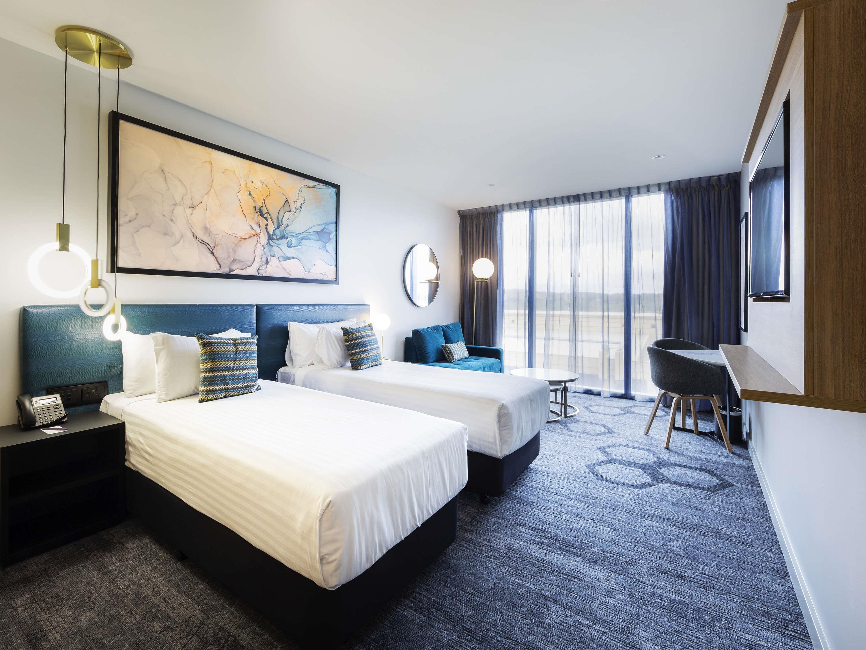 SPACE, SUPERIOR, 2 QUEEN BEDS