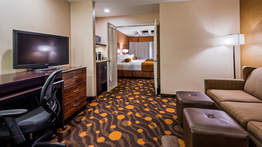 Best Western Plus Suites Hotel Coronado Island 27/36