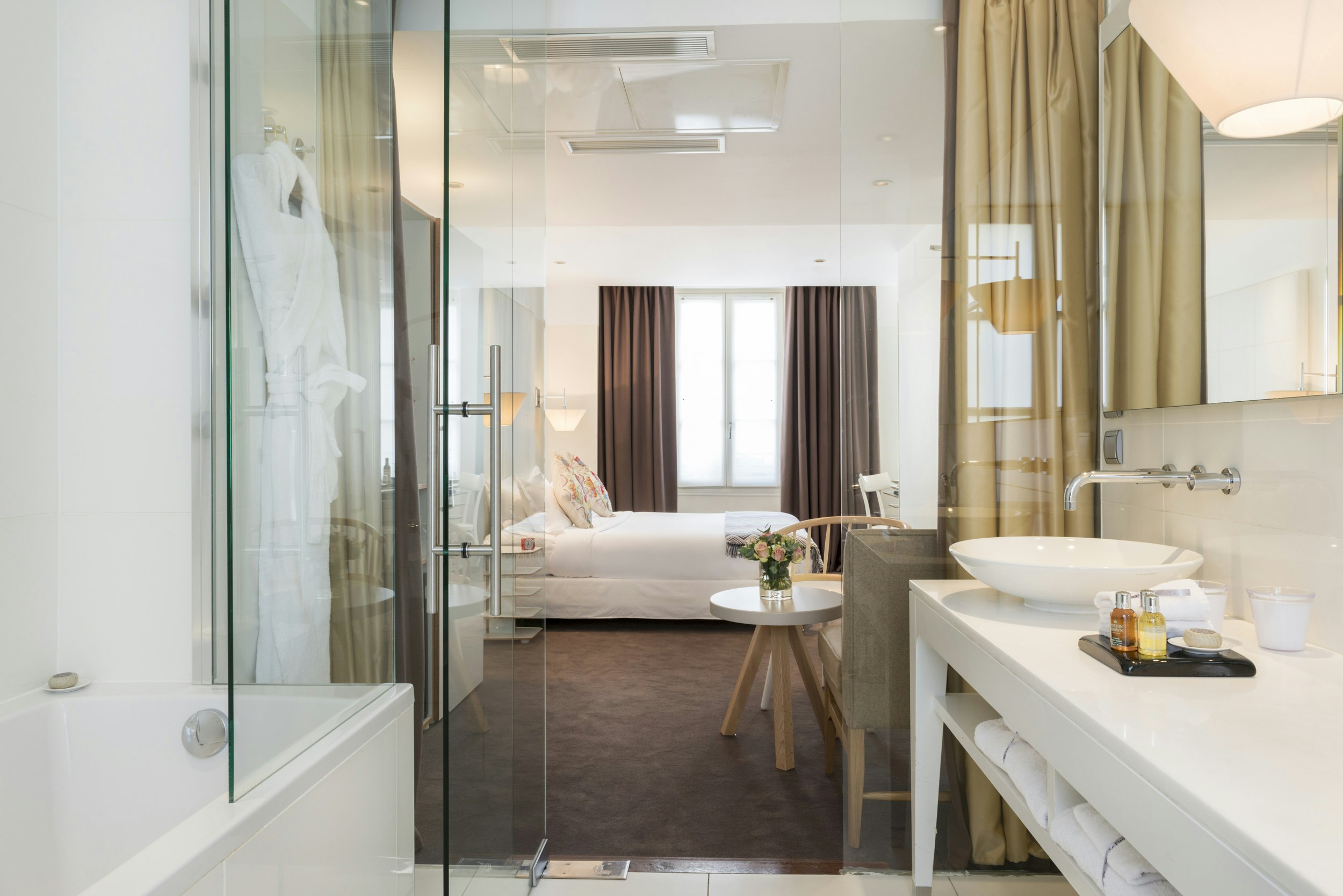 Le Placide Saint Germain Hotel 51/52