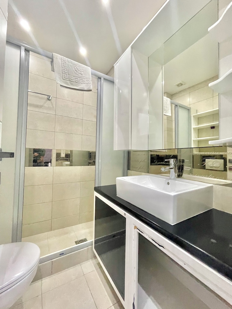 HOTEL BUTUA RESIDENCE 100/100