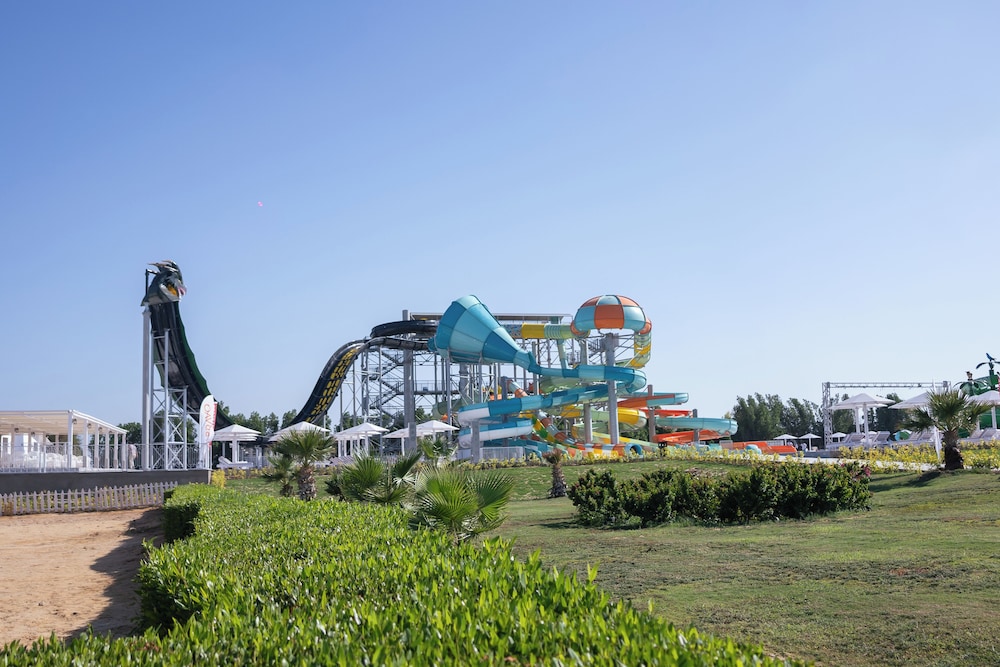 Sirena Beach Resort & Spa 37/50