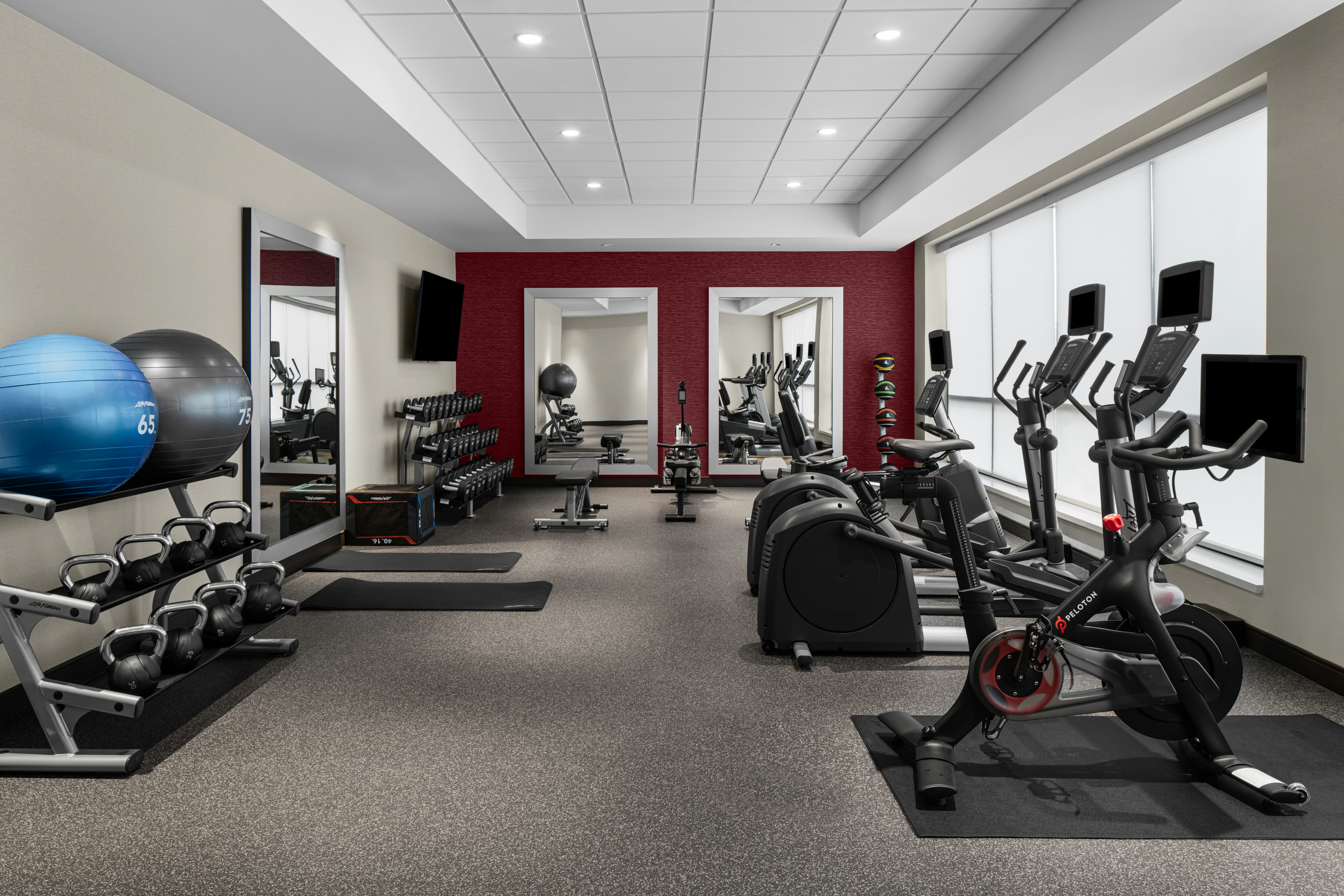Home2 Suites by Hilton Hobbs 4/15