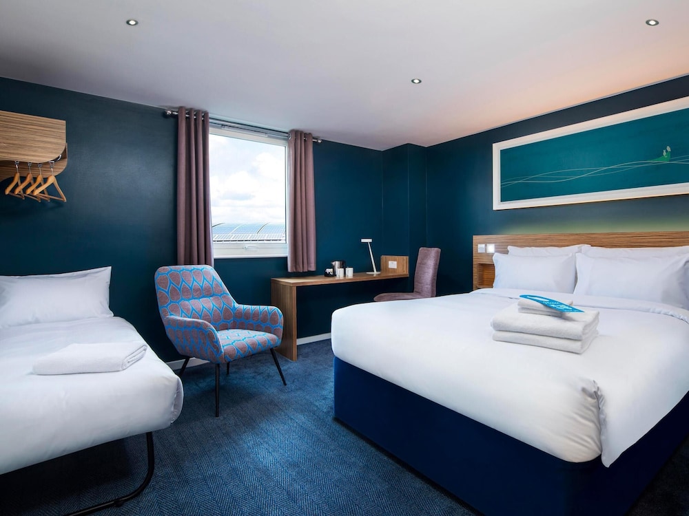 Travelodge Liverpool Central The Strand Hotel 15/50