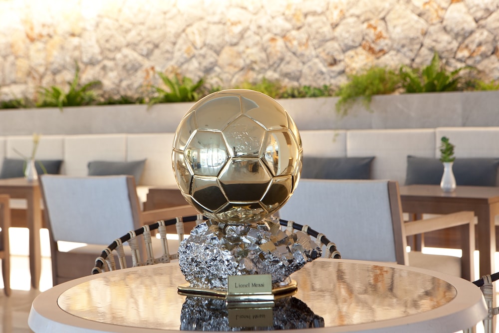 MiM Mallorca member of Melia Collection 64/72