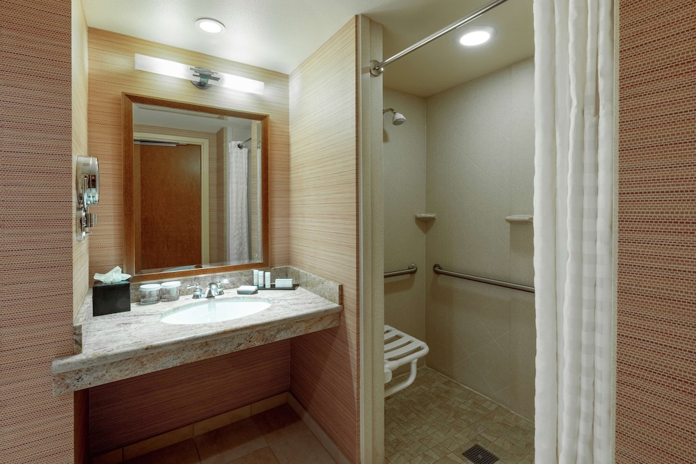 Embassy Suites by Hilton Loveland Hotel Conference Center and Spa 17/60