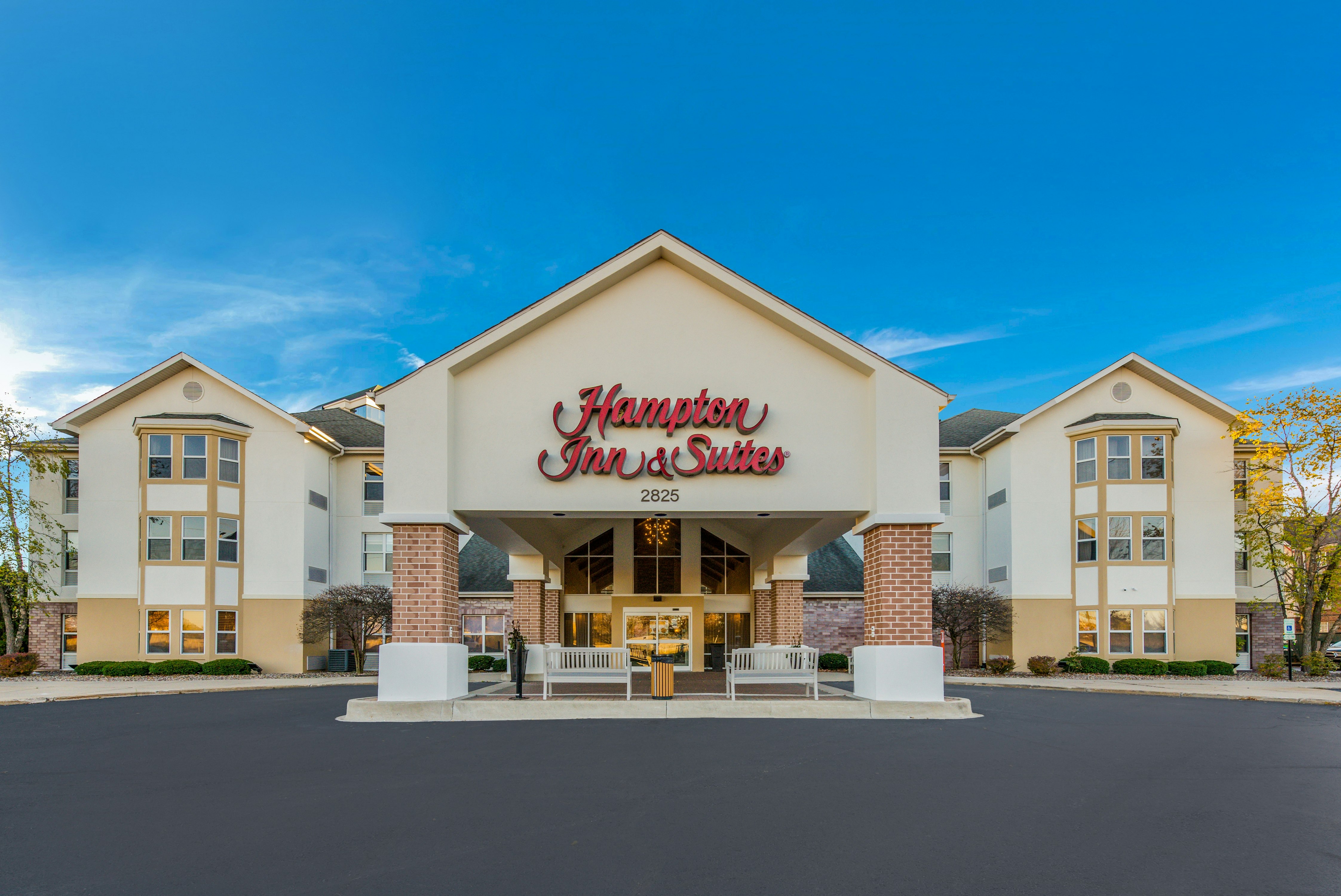 Hampton Inn Suites Chicagohoff 6/52