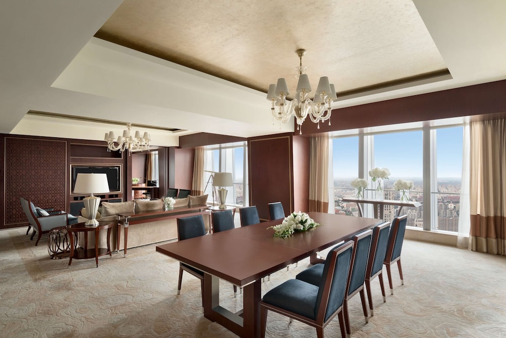 China World Summit Wing, Beijing, A Shangri-La Hotel 64/72