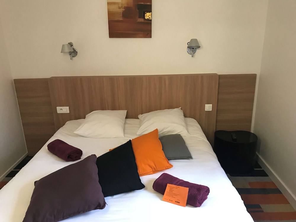 Kyriad Direct Agen-Castelculier 14/41