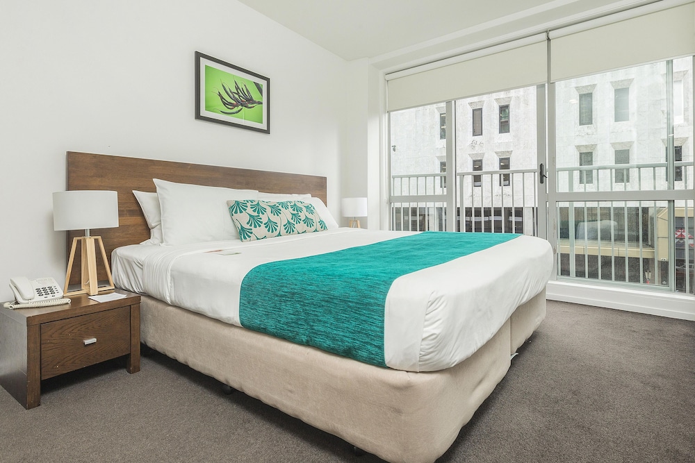 1 BEDROOM, DELUXE, SUITE