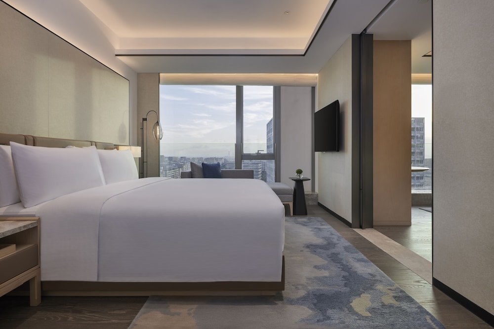 DoubleTree by Hilton Shenzhen Airport 8/35