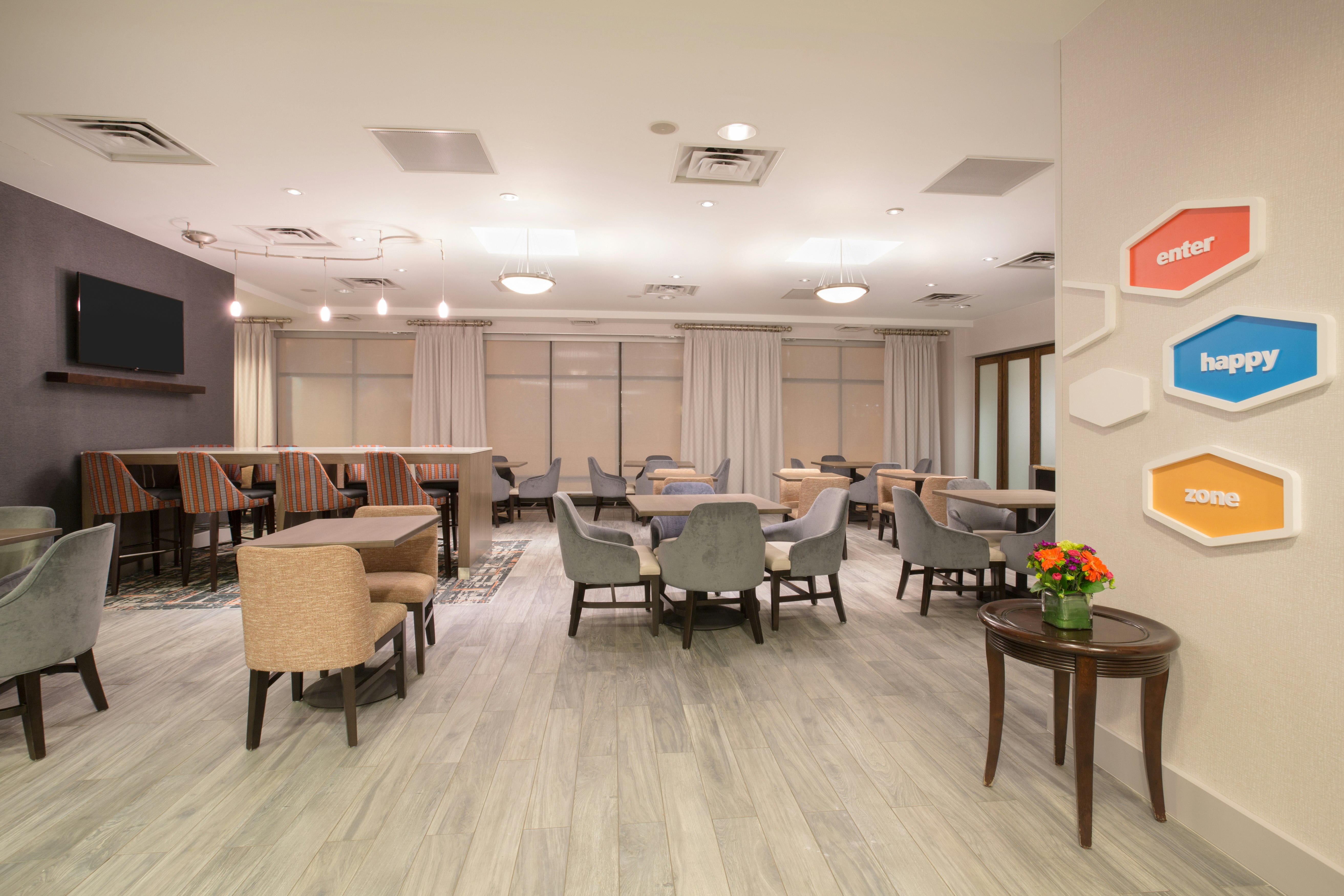 Hampton Inn Suites Denver Downtown 44/46