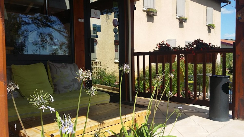 Hotel Des Grands Vins 10/62