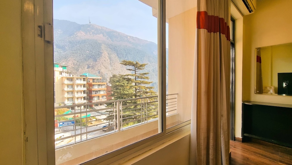 Hotel Triund Heights 28/50