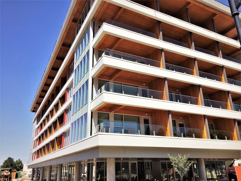 Penticton Lakeside Resort 3/58
