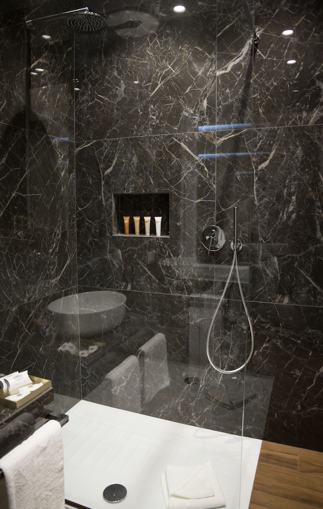 Unicum Roma Suites 46/50