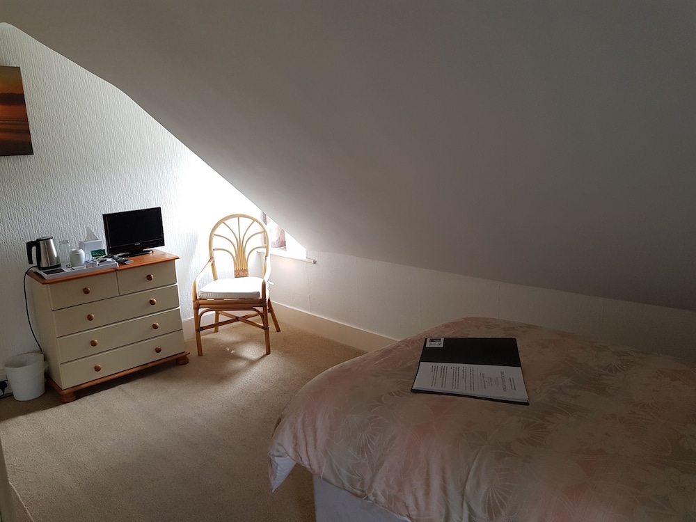 The Wycliffe Guest House 40/70
