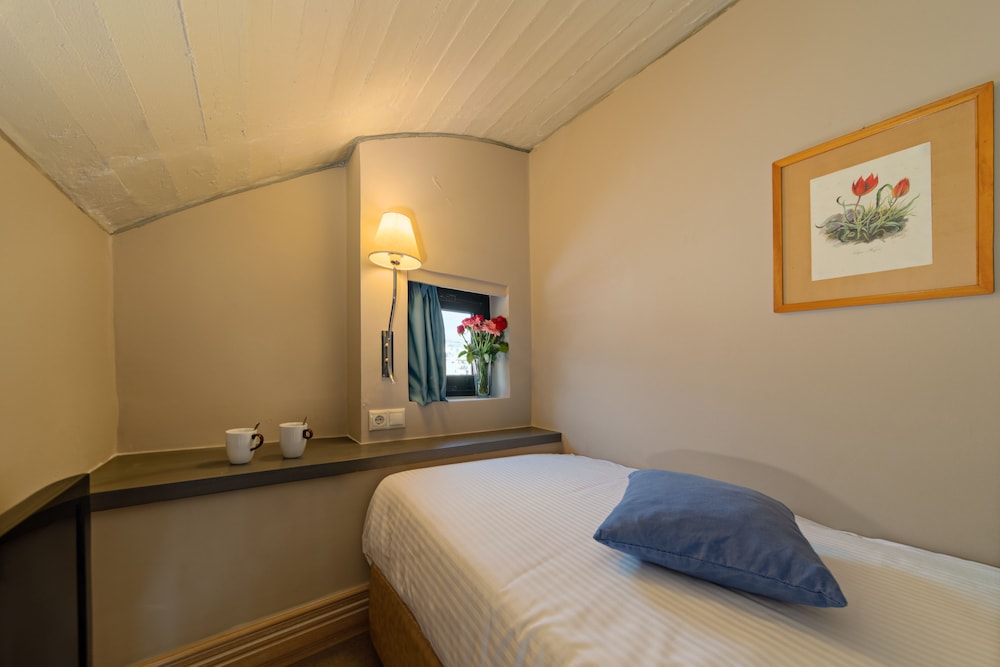 Kyma Suites Beach Hotel 13/50