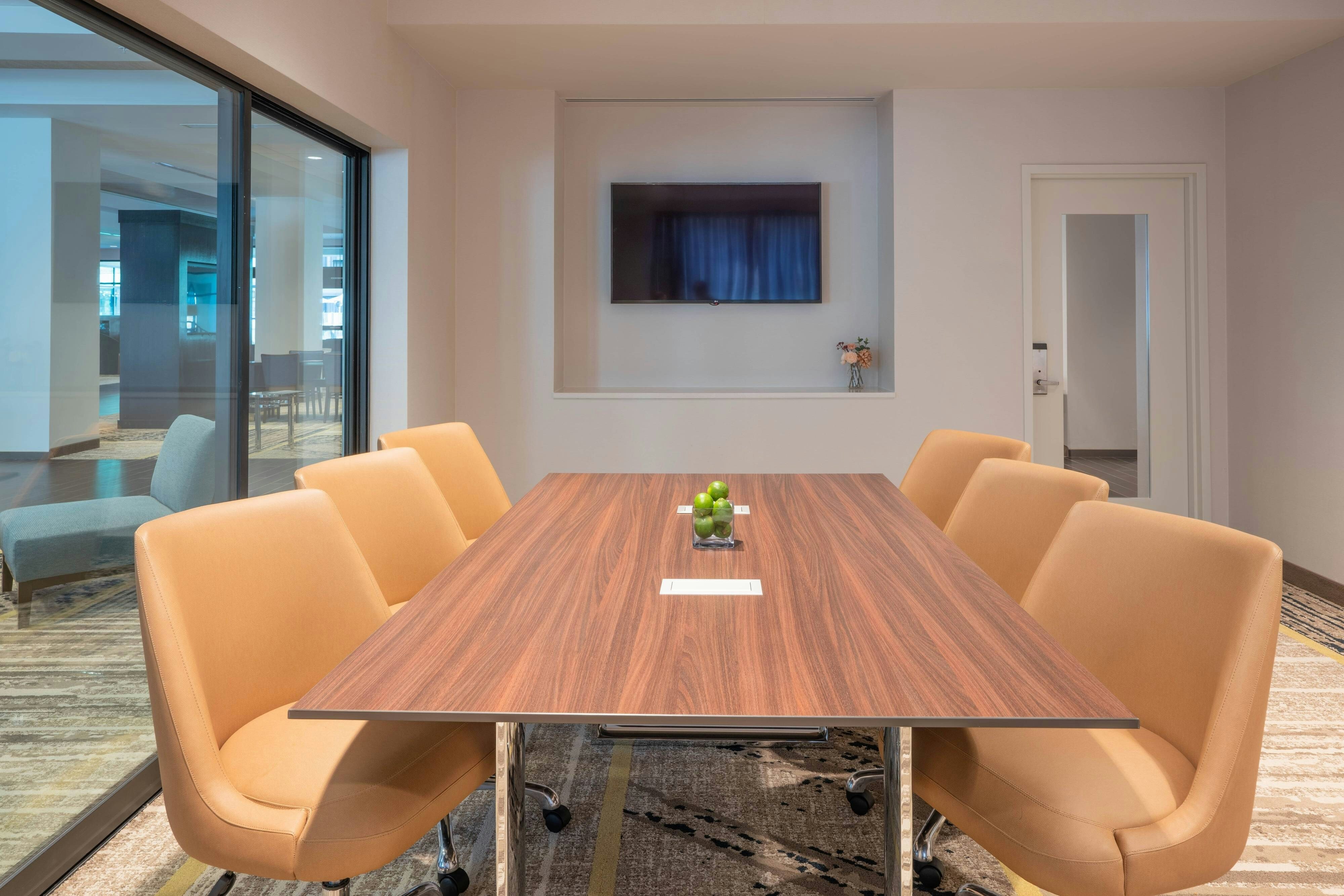 Courtyard by Marriott Thousand Oaks Agoura Hills 44/53